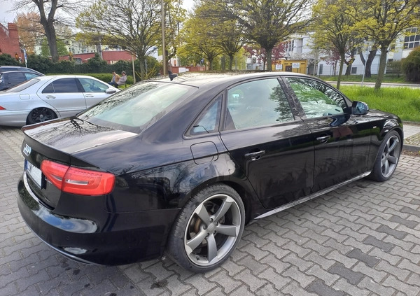 Audi A4 cena 61000 przebieg: 124200, rok produkcji 2014 z Świnoujście małe 67